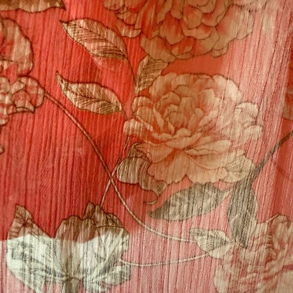 Kut from the Kloth Kaspar button down sheer texture blouse.  NWT Women’s size M. - Picture 3 of 5